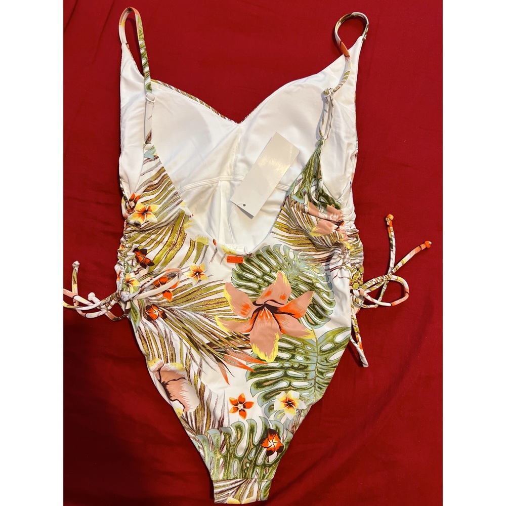 Printed Beach Classics One Piece - Picture 3 of 10